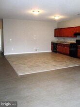 132 William St in Hightstown, NJ - Building Photo - Building Photo