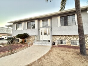 30745 Long Point Dr in Canyon Lake, CA - Building Photo - Building Photo