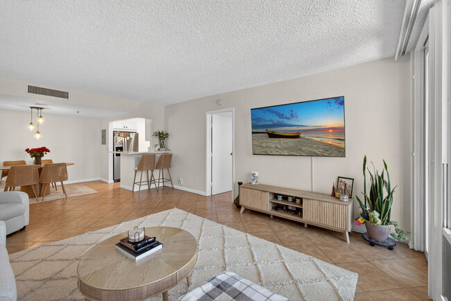 336 Golfview Rd in North Palm Beach, FL - Building Photo - Building Photo