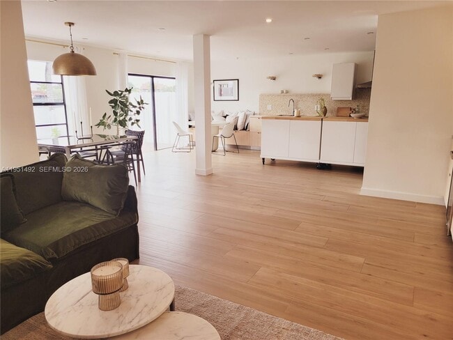 13228 SW 10th Ln in Miami, FL - Building Photo - Building Photo