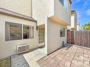 4485 Vision Dr in San Diego, CA - Building Photo - Building Photo