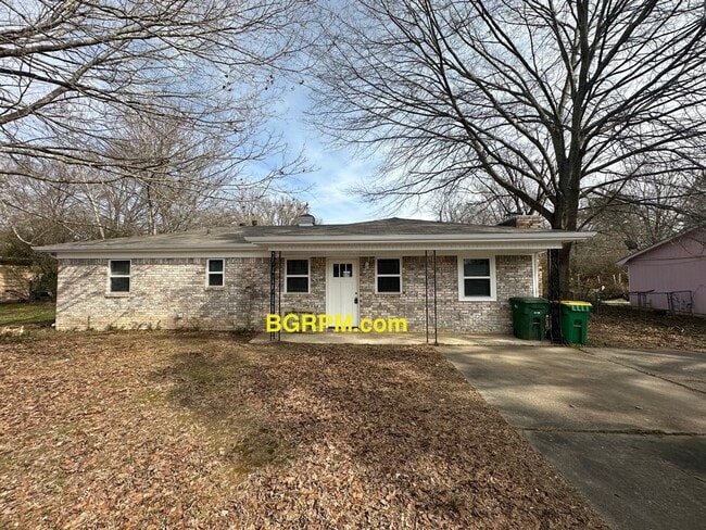 property at 6 Waterfront Dr