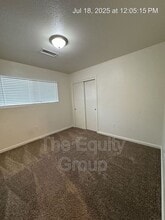 1328 S Rossmoor St in Visalia, CA - Building Photo - Building Photo