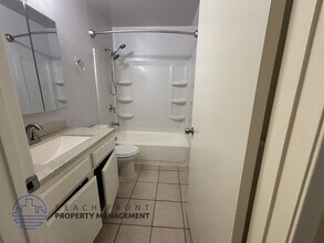 13514 Lemoli Ave. in Hawthorne, CA - Building Photo - Building Photo