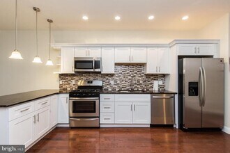 1802 E Huntingdon St in Philadelphia, PA - Building Photo - Building Photo