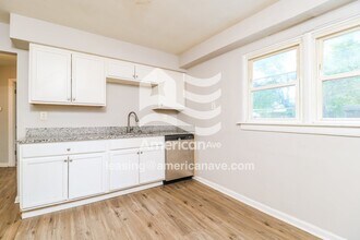 9749 Dennis Dr in St. Louis, MO - Building Photo - Building Photo