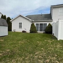 130 Imperial Ct in Carlisle, PA - Building Photo - Building Photo