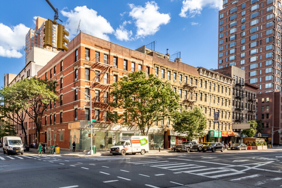 1748 1st Ave in New York, NY - Building Photo