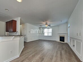 8919 Cinder Ln in Huntersville, NC - Foto de edificio - Building Photo