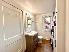 1063 Ireland Ave in Muskegon, MI - Building Photo - Building Photo