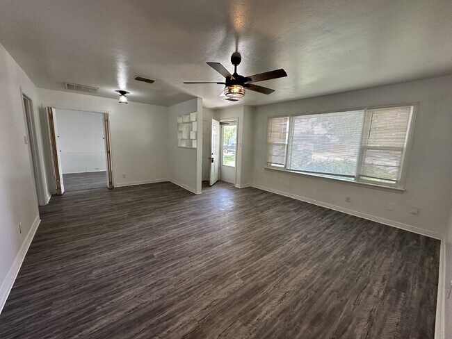 4803 35th St in Lubbock, TX - Building Photo - Building Photo