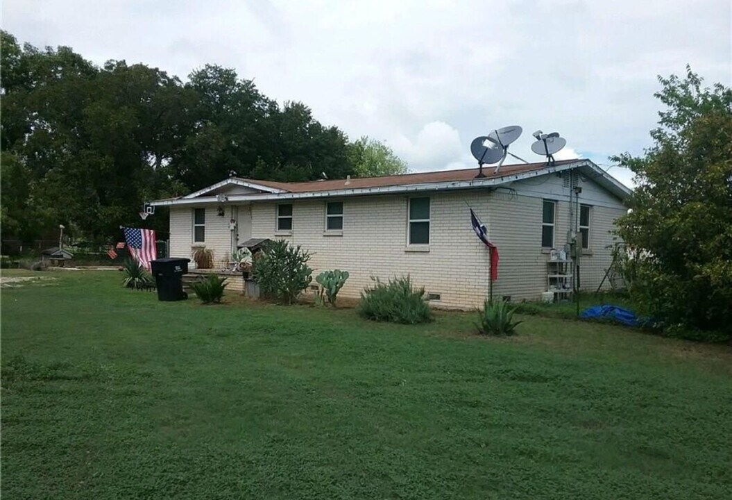 9312 Hogan Rd in Temple, TX - Building Photo