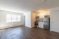 161 North Arlington Avenue in East Orange, NJ - Foto de edificio - Interior Photo