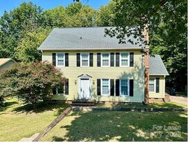 9211 Robert Frost Ln in Charlotte, NC - Building Photo