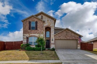 382 Coral Vine Ln in Burleson, TX - Building Photo - Building Photo