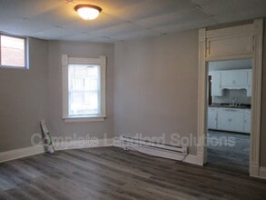 121 Gilbert Ave in Terre Haute, IN - Foto de edificio - Building Photo