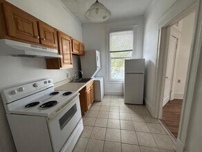 1081 College St in Macon, GA - Building Photo - Building Photo