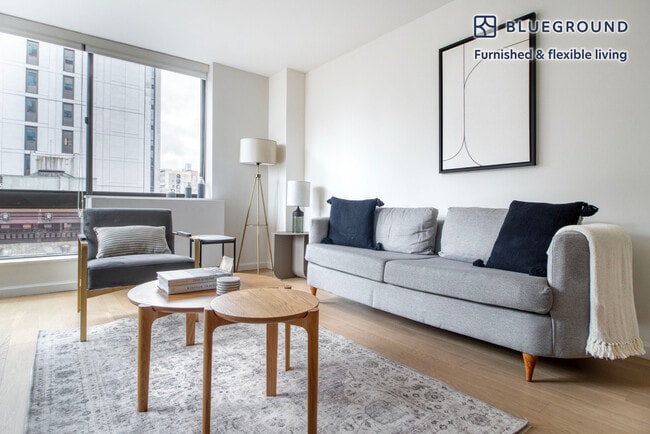 255 W 94th St