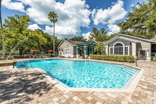 Los Altos at Altamonte Springs Apartments