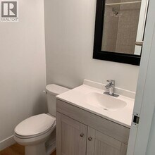 8700 Ackroyd Rd in Richmond, BC - Building Photo - Building Photo