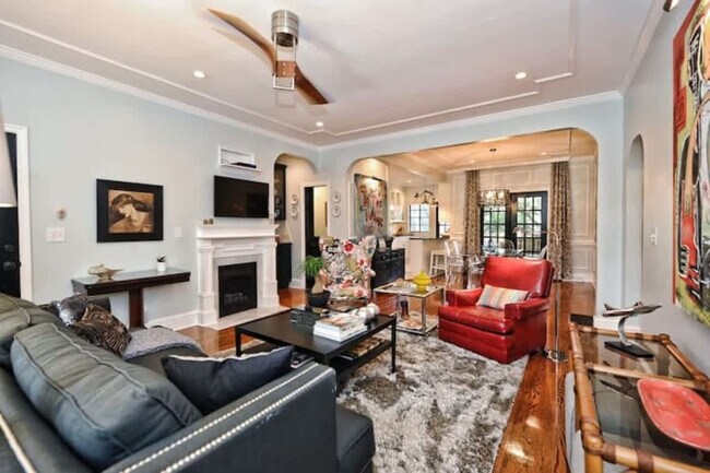 600 Hermitage Ct in Charlotte, NC - Foto de edificio - Building Photo