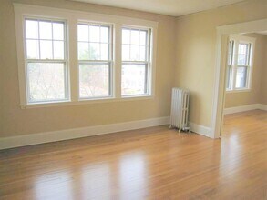 168 Norfolk St, Unit 8 in Cambridge, MA - Building Photo - Building Photo