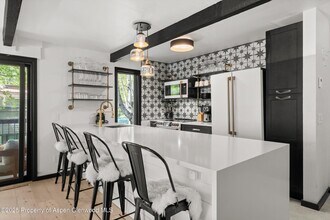 35 Upper Woodbridge Rd in Snowmass Village, CO - Building Photo - Building Photo