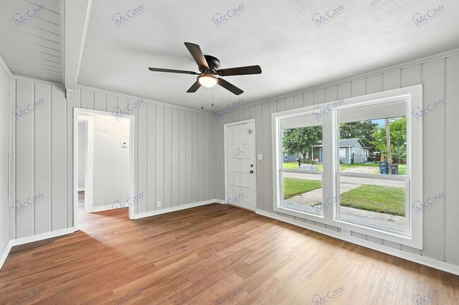 4929 Willie St in Fort Worth, TX - Building Photo - Building Photo