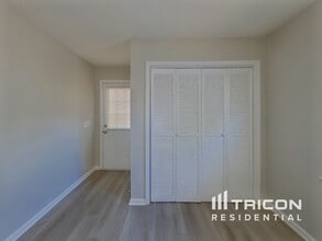 327 Westridge Rd in Elgin, SC - Building Photo - Building Photo