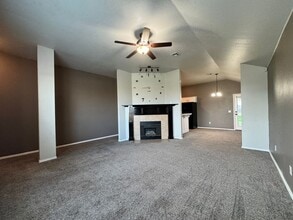 324 SW 39th St in Moore, OK - Building Photo - Building Photo