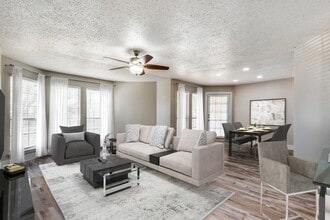 Bellevue at Spring Creek in Plano, TX - Foto de edificio - Building Photo