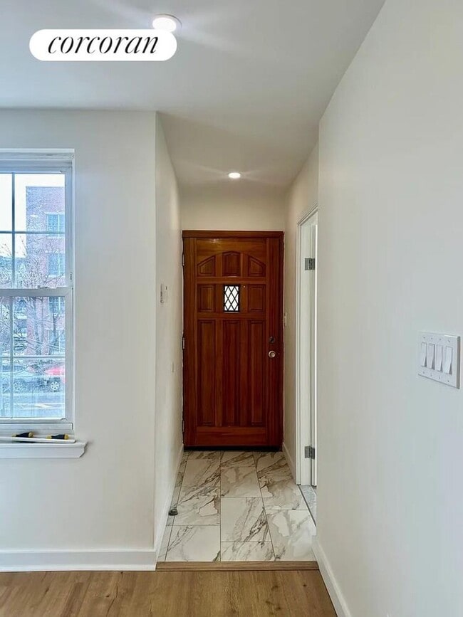 2805 St Theresa Ave in Bronx, NY - Building Photo - Building Photo