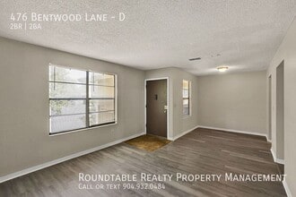 476 Bentwood Ln in Orange Park, FL - Foto de edificio - Building Photo