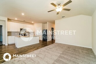 200 Babblebrook Way in Hutto, TX - Building Photo - Building Photo