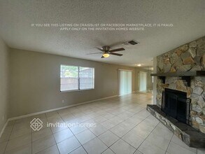 819 Sunridge Point Dr in Seffner, FL - Building Photo - Building Photo