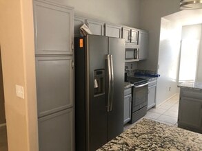 3872 E Mountain Sky Ave in Phoenix, AZ - Foto de edificio - Building Photo