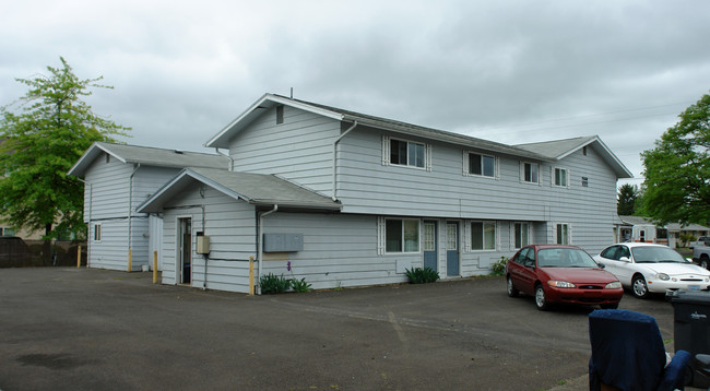 1695 NW Division St in Corvallis, OR - Building Photo - Building Photo