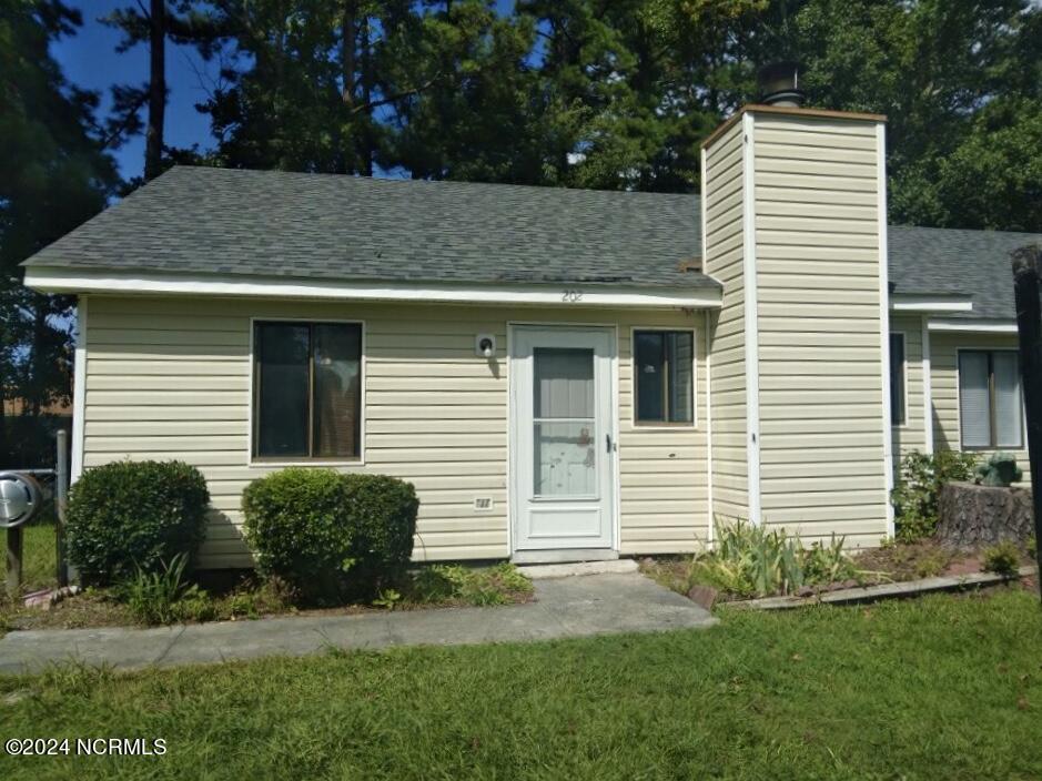 202 Cedar Ridge Ln in Havelock, NC - Building Photo