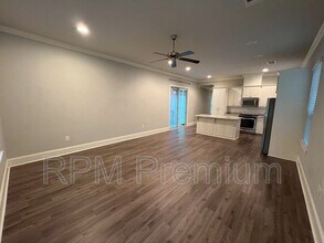 2353 Orpine Ave in Baton Rouge, LA - Building Photo - Building Photo