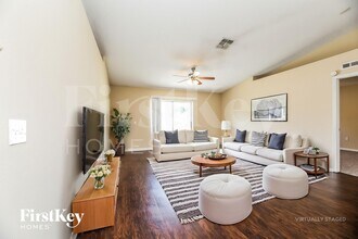 7395 Edenfield Park Rd in Jacksonville, FL - Building Photo - Building Photo