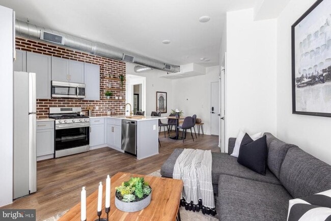 2401 Frankford Ave