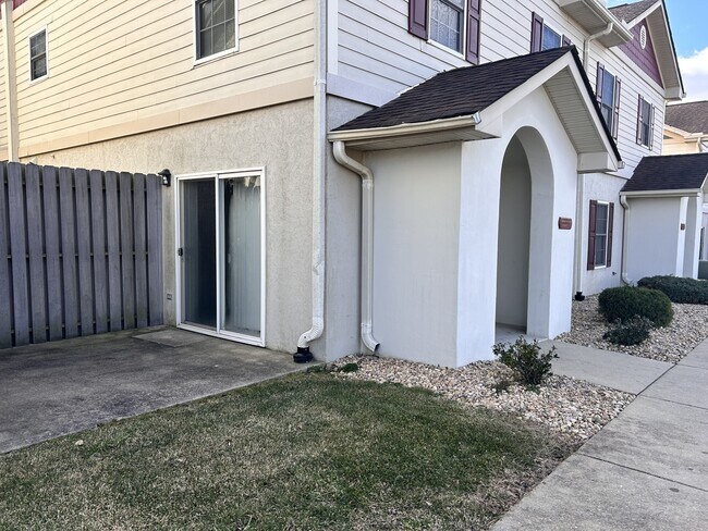 23 Rosewood Ct in Fishersville, VA - Building Photo - Building Photo