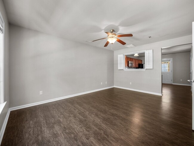 136 Greenford Pl in Jacksonville, NC - Building Photo - Building Photo