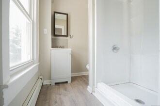 35 York St in Ansonia, CT - Building Photo - Building Photo