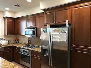 5218 S Esprit Loop in Dublin, CA - Foto de edificio - Building Photo