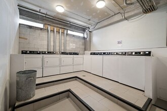 3466 Aylmer Rue in Montréal, QC - Building Photo - Building Photo