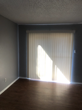 1300 E Dallas St-Unit -09 in Mansfield, TX - Building Photo - Building Photo