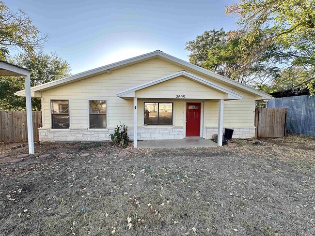 2695 Fred Woods Dr in Kingsland, TX - Building Photo - Building Photo