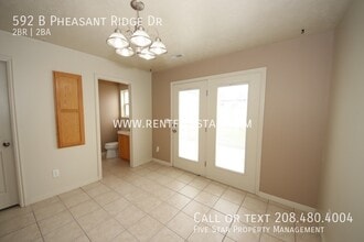 592 Pheasant Ridge Dr in Chubbuck, ID - Building Photo - Building Photo
