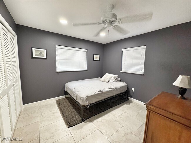 171 Crown Dr in Naples, FL - Building Photo - Building Photo